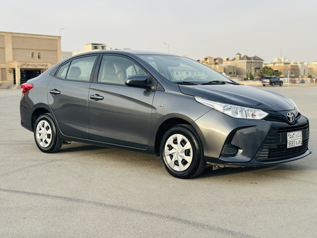 Riyadh, Vehicles, Cars & Trucks , SAR 38000,  Toyota Yaris,  2022,  Automatic,  99000 KM,    Half Full Options