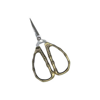 New York, Collectibles, The Needlepoint Tools Every Stitcher Actually Needs At Cavalier Needlepoint