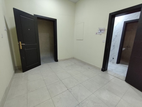 Juffair, Apartments, Flats, Houses & Villas, BHD 140/year,  1 BR,  Juffair:- Studio Flat On Rent With Unlimited Ewa..