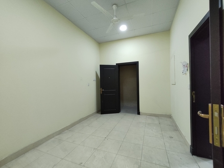 Juffair, Apartments, Flats, Houses & Villas, BHD 140/year,  1 BR,  Juffair:- Studio Flat On Rent With Unlimited Ewa..