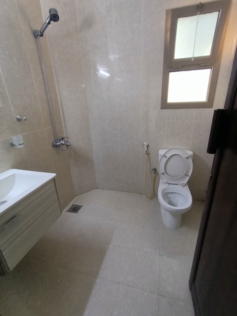 Salmaniya, Apartments, Flats, Houses & Villas, BHD 300/month,  2 BR,  Fully Furnished 2 BHK Spacious Flat For Rent In Salmaniya With Electricity*35529070
