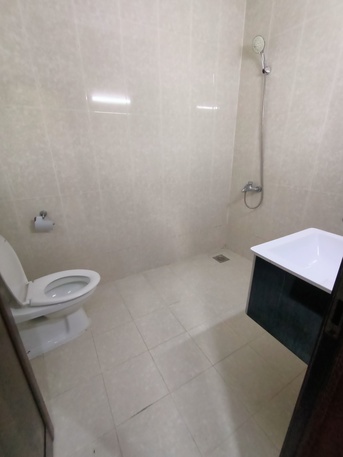 Salmaniya, Apartments, Flats, Houses & Villas, BHD 300/month,  2 BR,  Fully Furnished 2 BHK Spacious Flat For Rent In Salmaniya With Electricity*35529070