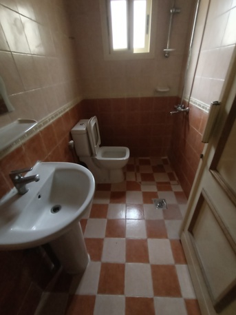 Ras Rumman, Apartments, Flats, Houses & Villas, BHD 200/month,  2 BR,  0 Sq. Meter,  2 BHK Spacious Flat For Rent In Ras Rumman With Electricity *35529070