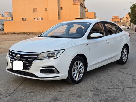 Riyadh, Vehicles, Cars & Trucks , SAR 29000,  MG 5,  2023,  Automatic,  100000 KM,    Mid Options For Sales (1st Owner)