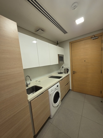 Juffair, Apartments, Flats, Houses & Villas, BHD 275,  1 BR,  Studio With EWA For Rent In Juffir