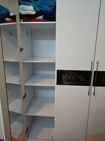 Al Sharafeyah, Furniture, SAR 400,  5 Doors Family Cabinet (IKEA)