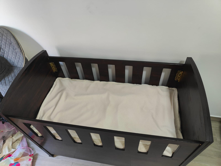 Manama, Baby & Kid Stuff, BHD 25,  Sturdy Wooden Baby Crib