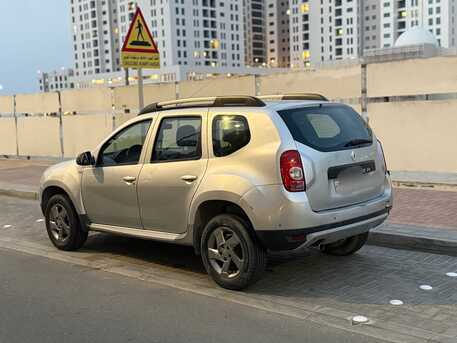 Manama, Vehicles, Cars & Trucks , BHD 750,  Renault Duster,  2014,  Automatic,  2335667 KM,