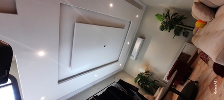 Olaya, Job Seekers, Painter