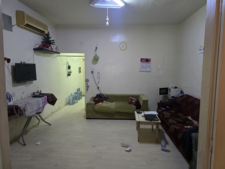 Riyadh, Rooms for Rent, SAR 1200/month,  Furnished,  Single Room For Rent In Spacious 3 Bedroom Flat
