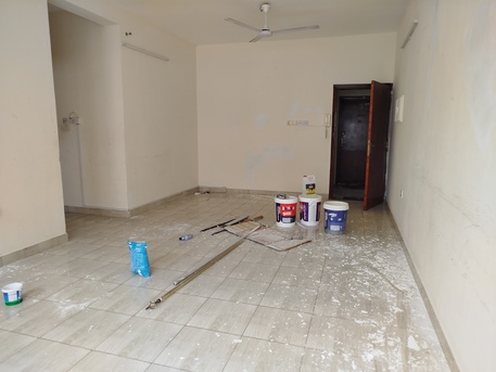 Salmaniya, Apartments, Flats, Houses & Villas, BHD 190/month,  2 BR,  1Bath Big Hall. Big Kitchen. Lift. Car-parking Unfurnished Exclusive. In -((( Salmaniya))