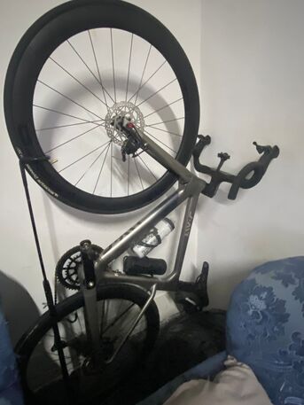 Jeddah, Bicycles, SAR 5000,  Road Bike Java Air Carbon & Accessories