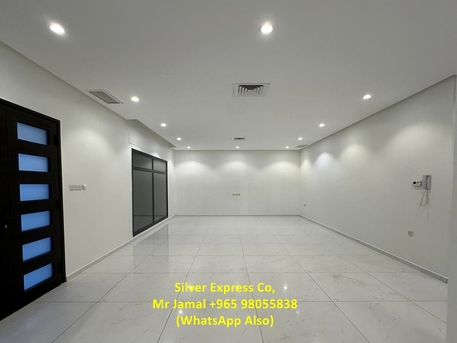 Funaitees, Apartments, Flats, Houses & Villas, KWD 800/month,  3 BR,  200 Sq. Meter,  Ground Floor 3 Bedroom With Garden Villa In Finatees.