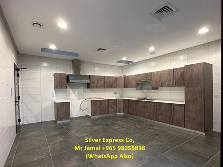 Funaitees, Apartments, Flats, Houses & Villas, KWD 800/month,  3 BR,  200 Sq. Meter,  Ground Floor 3 Bedroom With Garden Villa In Finatees.