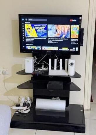 Jeddah, Electronics, SAR 350,  Sony Bravia Tv With Heavy Glass Stand