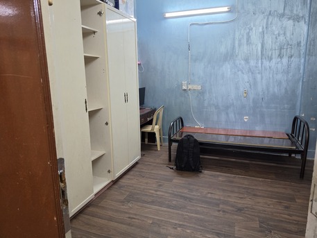 Al Dirah, Rooms for Rent, SAR 1000/month,  Furnished,  Single Room For Rent In Family Apartment (Long-Term Only)