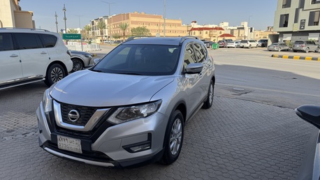 Riyadh, Vehicles, Cars & Trucks , SAR 75000,  Nissan X-Trail,  2022,  Automatic,  89000 KM,  Nissan Xtrail SV