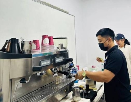 Riyadh, Jobs, Looking For 4 Philipino Male Barista To Work For Famous Coffe Brand In Dammam.