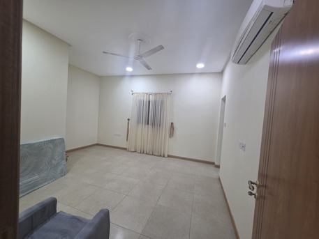 Zinj, Apartments, Flats, Houses & Villas, BHD 230/month,  2 BR,  BHD:230/month SEMI FURNISHED 2BHK APARTMENT FOR RENT ZINJ -: MUNEEB *35041493**