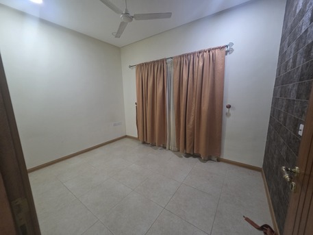 Zinj, Apartments, Flats, Houses & Villas, BHD 230/month,  2 BR,  BHD:230/month SEMI FURNISHED 2BHK APARTMENT FOR RENT ZINJ -: MUNEEB *35041493**