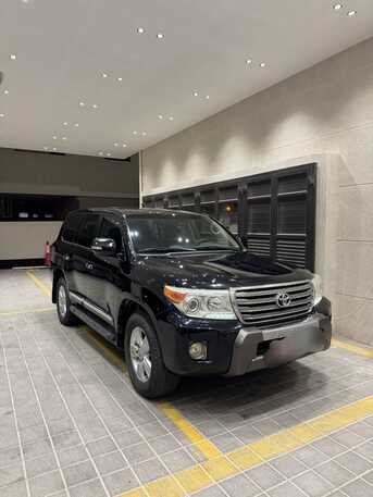 Manama, Vehicles, Cars & Trucks , BHD 10500,  Toyota Land Cruiser,  2014,  Automatic,  2335667 KM,  Toyota Landcruiser