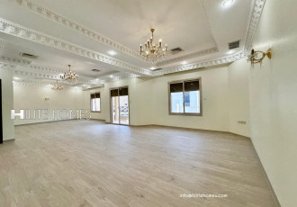 Kuwait City, Apartments, Flats, Houses & Villas, KWD 850/month,  4 BR,  Spacious Four Bedroom Floor Apartment For Rent In Jabriya