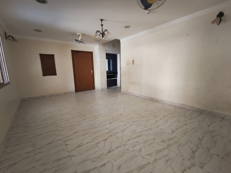 Busaiteen, Apartments, Flats, Houses & Villas, BHD 250/year,  2 BR,  Busaiteen:- Groundfloor 2Bhk Spacious Unfurnished Flat On Rent With Ewa..