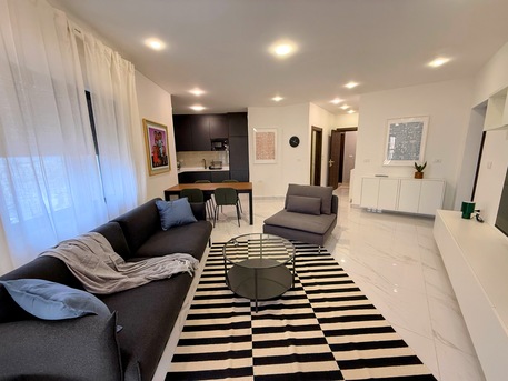 Amman, Apartments, Flats, Houses & Villas, JOD 13000/year,  Furnished,  2 BR,  From The Owner:  Two-master Bedroom Furnished Flat
