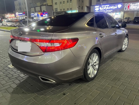 Al Malaz, Vehicles, Cars & Trucks , SAR 35000,  Hyundai Azera,  2014,  Automatic,  245 KM,  Azera Hyundai Full Option