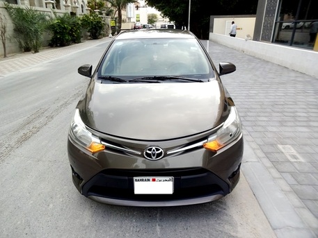 Zinj, Vehicles, Cars & Trucks , BHD 2600,  Toyota Yaris,  2014,  Automatic,  112000 KM,   SINGLE OWNER AGENT MAINTAINED FOR SALE