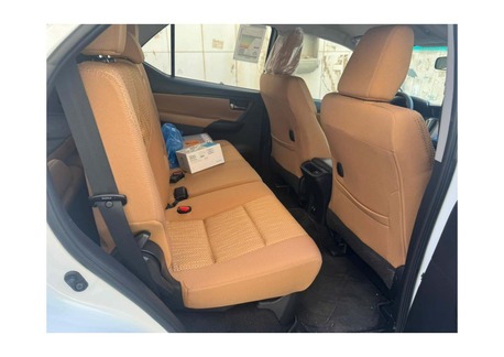 Riyadh, Pick Up & Drop Off, 🚗 2025MODEL NEW FORTUNER AVAILABLE FOR RENT