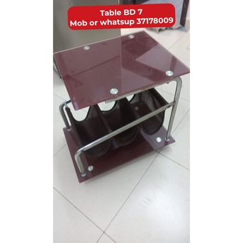 Manama, Furniture, BHD 7,  🌍🌏Table In Good Condition For Sale With Delivery