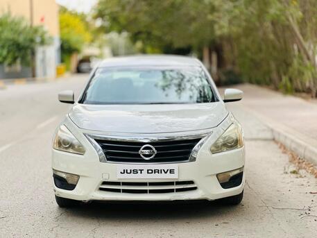 Manama, Vehicles, Cars & Trucks , BHD 1950,  Nissan Altima,  2014,  Automatic,  165000 KM,    MODEL WELL MAINTAINED CAR CALL OR WHATSAPP ON 35400768 ,33665080