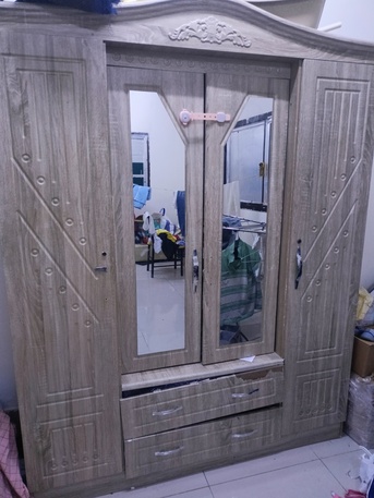 Jeddah, Household Items, SAR 1,  For Sale, LG Fridge Big, Cooking Range, Wardrobe,King Bed Frame Without Mattress