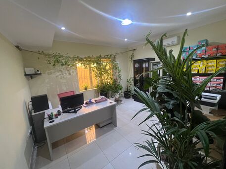 Zinj, Offices, BHD 375,  105 Sq. Meter,  Modern Semi-Fitted Office For Rent In Zinj | Ground Floor | Prime Location