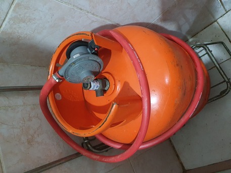 Jeddah, Household Items, SAR 200,  Gas Cylinder With Regulator, Pipeline And Stove