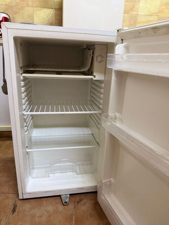 Jubail, Household Items, SAR 150,  SAR-150, Small Refrigerator (Mini Refrigerator) Available For Sale.