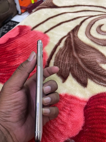 Manama, Mobile Phones, BHD 99,  Iphone 11 Pro Max 256 Gb