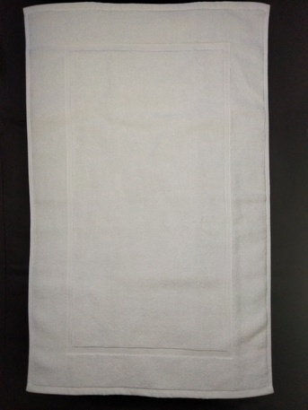 Hamad Town, Free Items, BHD 2,  Hotel Grade Commercial Towel For Hotels, Resorts, Spas, Saloons And Rental Apartments