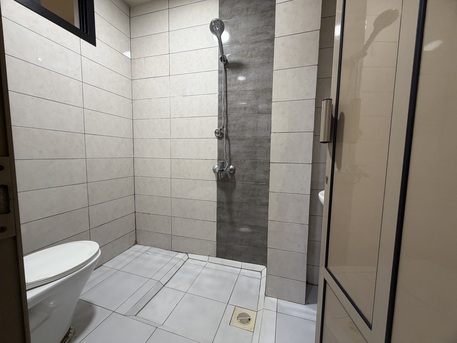 Salmaniya, Apartments, Flats, Houses & Villas, BHD 220/month,  2 BR,  2 Bedroom Flat For Rent Unlimited Ewa