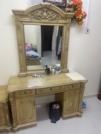 Riffa, Household Items, House Hold Items : King Size Bed, Double Coat Bed Dining Table Etc
