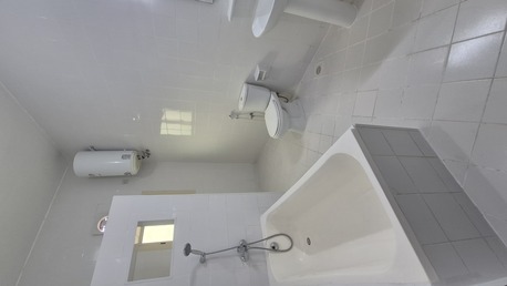 Manama, Apartments, Flats, Houses & Villas, BHD 325/month,  2 BR,  184 Sq. Meter,  Big Flat For Rent