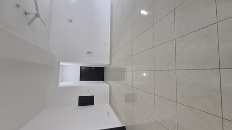 Manama, Apartments, Flats, Houses & Villas, BHD 325/month,  2 BR,  184 Sq. Meter,  Big Flat For Rent