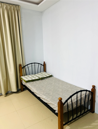 Manama, Furniture, BHD 25,  Twin Wooden Single Bed With Mattresss