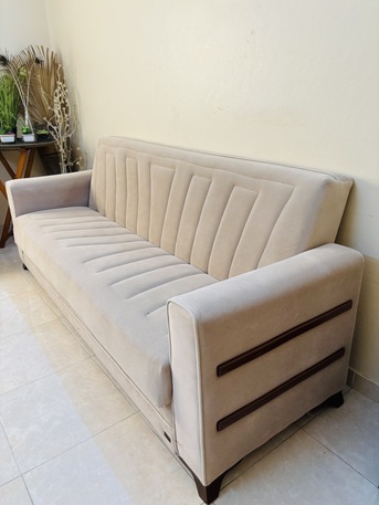 Jizan, Furniture, SAR 600,  Modern 3-Piece Sofa Set Convertible Sofa Bed + 2 Armchairs. أريكة