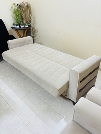 Jizan, Furniture, SAR 600,  Modern 3-Piece Sofa Set Convertible Sofa Bed + 2 Armchairs. أريكة