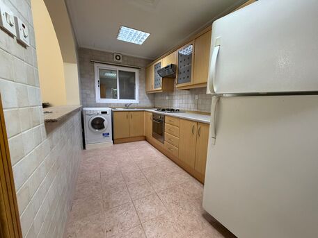 Hoora, Apartments, Flats, Houses & Villas, BHD 350/month,  Furnished,  1 BR,  Apartment For Rent In Hoora | Near Ashrafs And Tea House