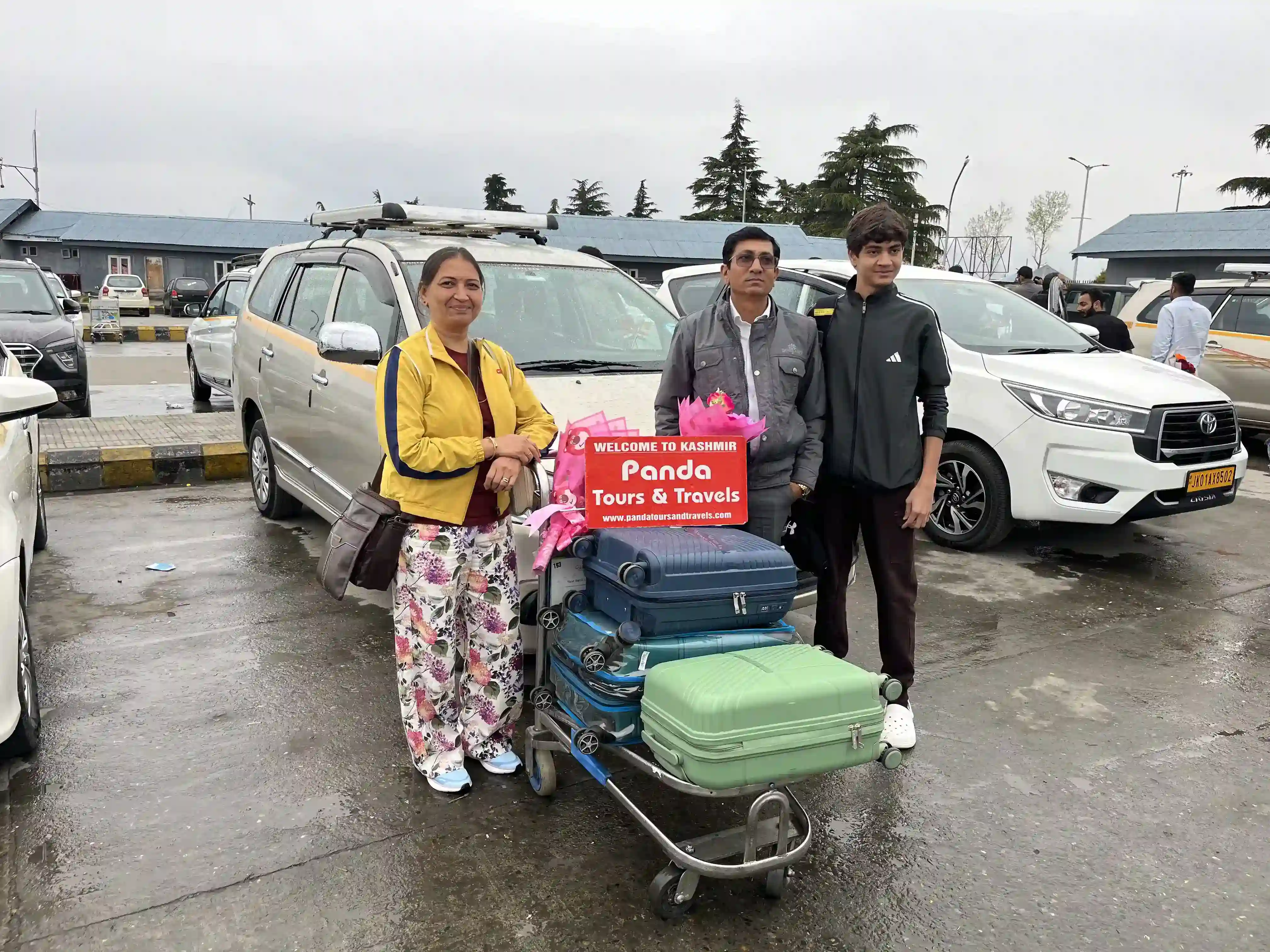 Mumbai, Travel, Expert Guide To Finding The Best Tour Operator In Srinagar Kashmir With Price