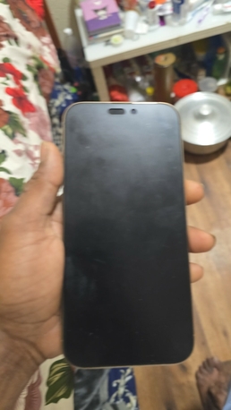 Al Marwah, Electronics, SAR 4000,  IPhone 16pro Max Battery Health 99% Cycle Count 194