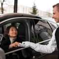Expensive Taxi Fares Frustrating You? Affordable JFK Airport Limo Service By Highstar Limo